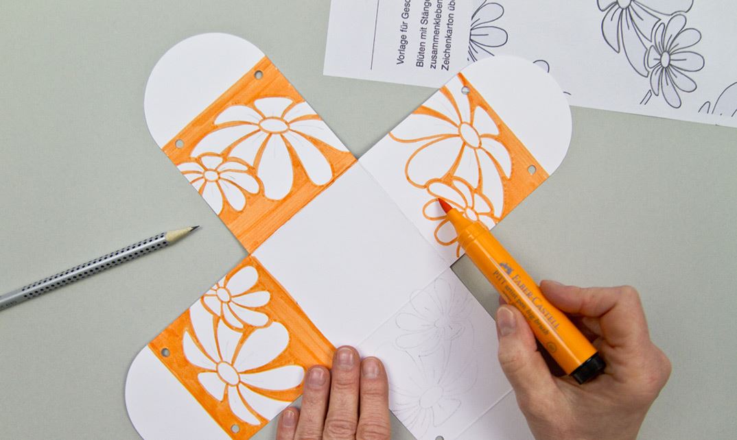 Creative ideas with Pitt Artist Pens and Art Grip Aquarell - Instructions for gerbera box - Step 2