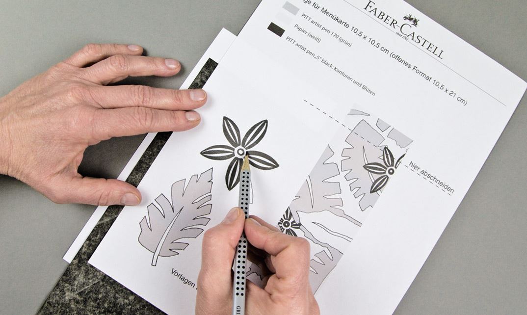 Creative ideas with Pitt Artist Pens and Art Grip Aquarell - Wedding serviette decoration - Step 1