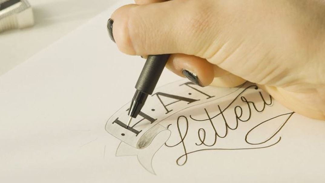 より美しく書くために：ピットアーティストペンのハンドレタリングセット